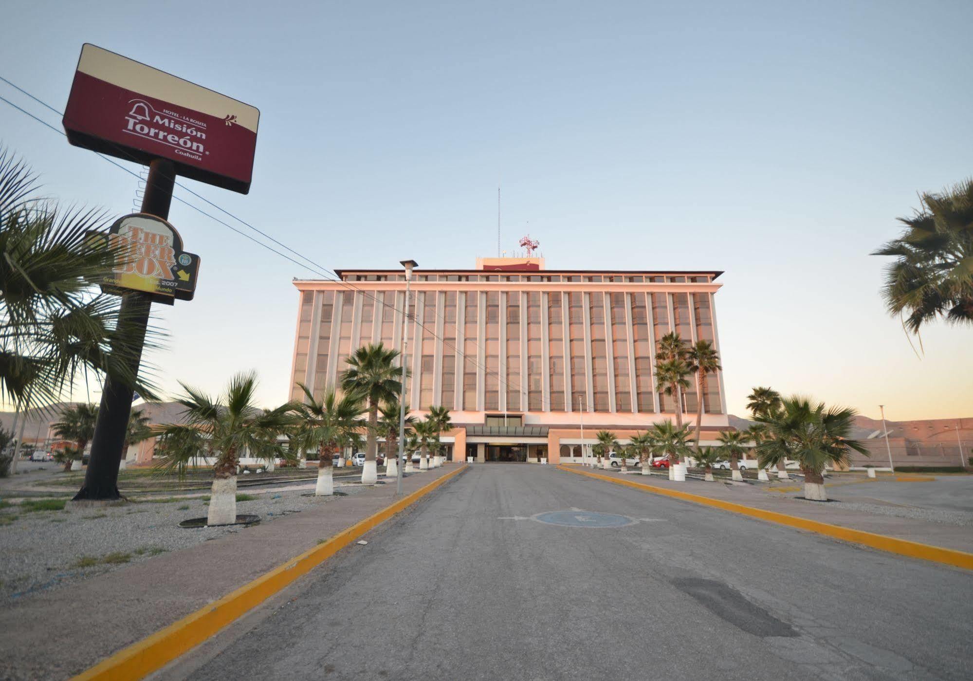 فندق Mision Torreón المظهر الخارجي الصورة